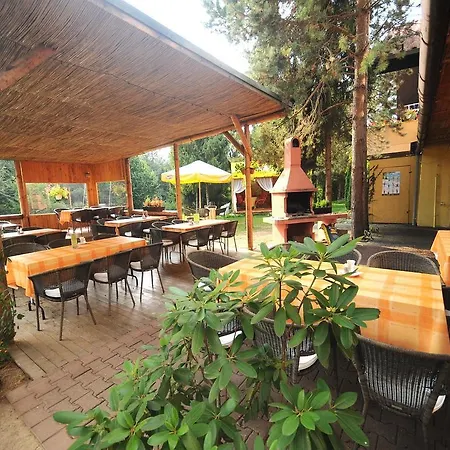 Cingov Slovensky Raj Hotel