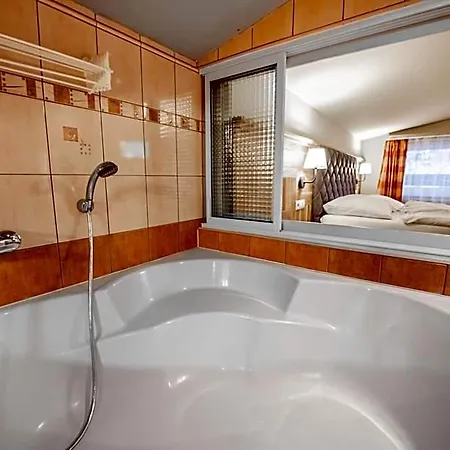 Hotel Cingov Slovensky Raj 3*