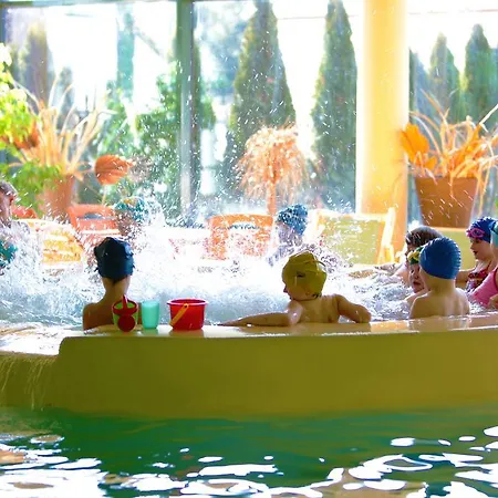 Hotel Cingov Slovensky Raj 3*