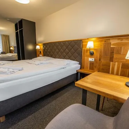 Cingov Slovensky Raj 3*